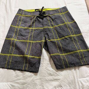 Old Navy Swim Trunks Size Large Gray Yellow size L, Mens NWT